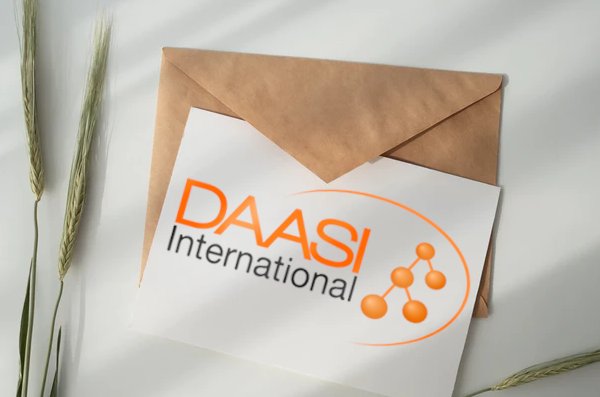 Bild: Briefumschlag, Brief mit DAASI International Logo